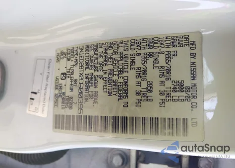 2002 Nissan Xterra Xe z USA, uszkodzony, nr VIN 5N1ED28TX2C600395